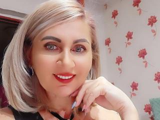 ChaudeEvely - Live sex cam - 20857090