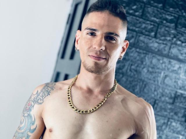 GilbertRossi - Sexe cam en vivo - 20863022