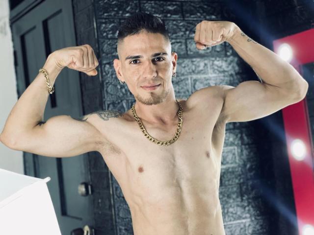 GilbertRossi - Sexe cam en vivo - 20863046