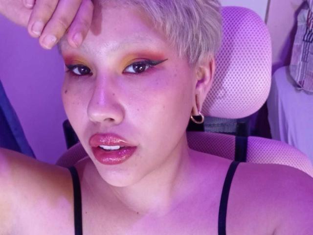 KaraDavis - Live porn &amp; sex cam - 20865606