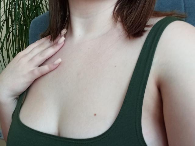 DiLaria - Live sex cam - 20867330