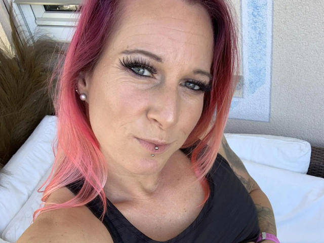 Candy-bitch-hot - Sexe cam en vivo - 20867410