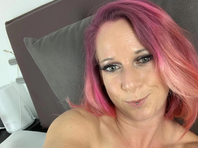 Candy-bitch-hot - Sexe cam en vivo - 20867418