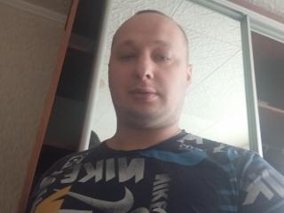 FantasyMaksim - Live sex cam - 20873470