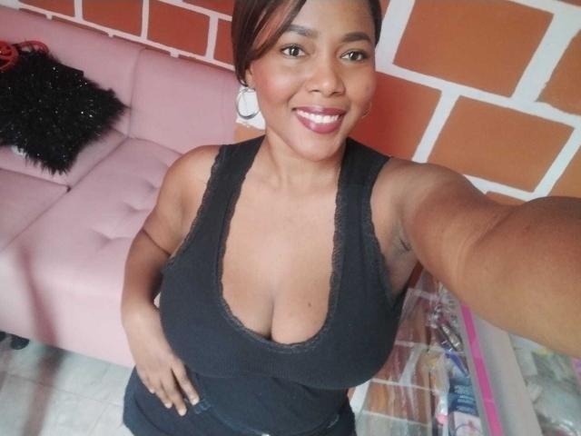 EmiraHot - Sexe cam en vivo - 20876690