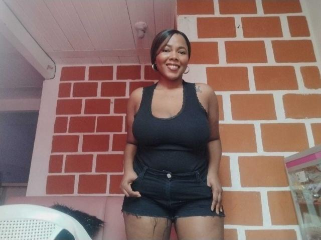 EmiraHot - Live porno og sexkamera - 20876766