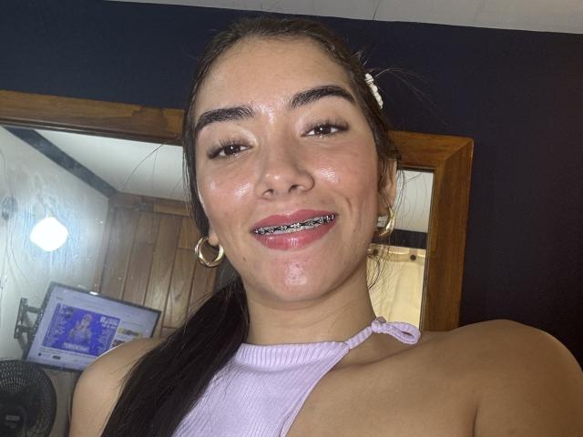 SharonKlart - Live sex cam - 20880426