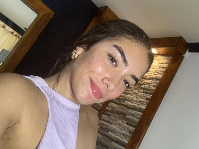 SharonKlart - Live porn &amp; sex cam - 20880470