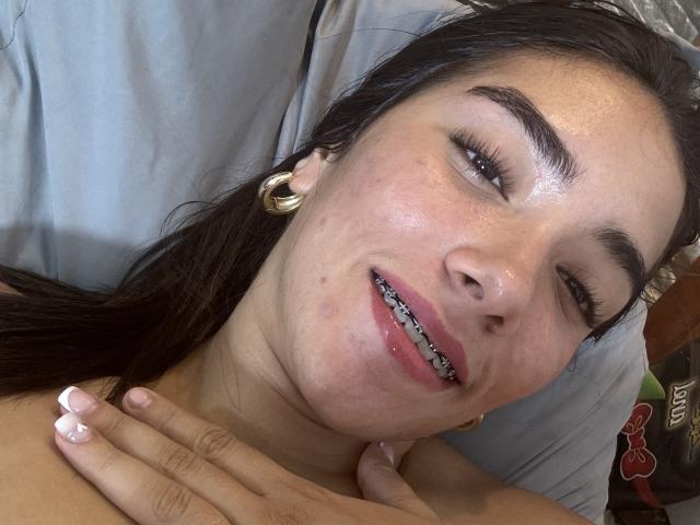 SharonKlart - Live sex cam - 20880474