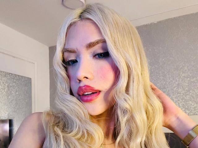 ChristieGarci - Live sex cam - 20883898