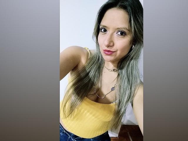 ValeriaHunter69 - Sexe cam en vivo - 20895078