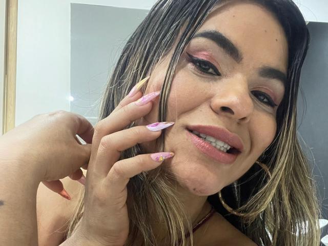 BrianaPreston - Camera khiêu dâm &amp; quyến rũ trực tiếp - 20912898