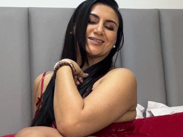 JuliaRobinson - Live sex cam - 20917294
