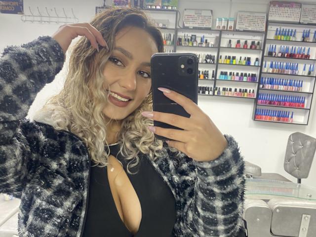 FloraSaenz - Live sex cam - 20926006