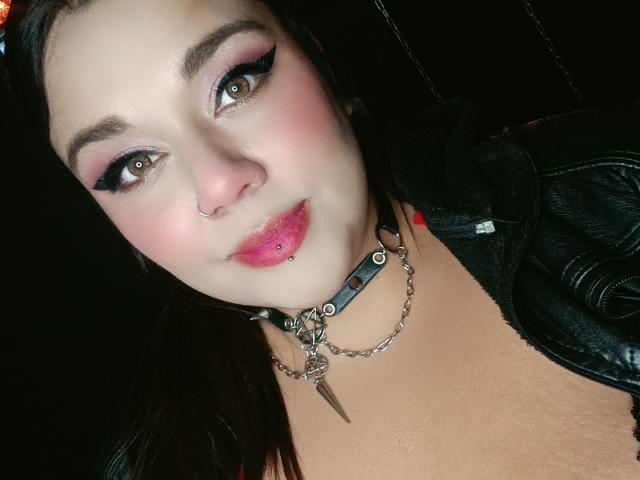 EmilyDom - Live sexe cam - 20930098