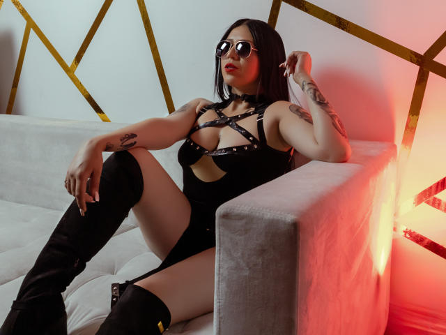 AlexandraJoneess - Live sex cam - 20940514