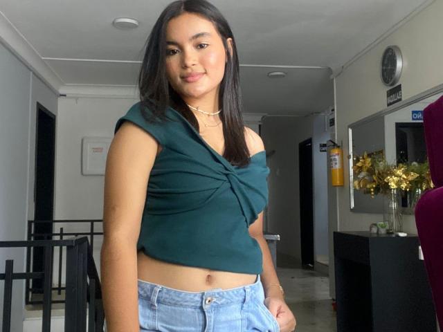 MiiaPalmer - Live Sex Cam - 20941498