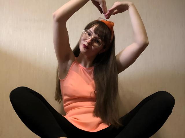 KiraGoldens - Live porn &amp; sex cam - 20954938