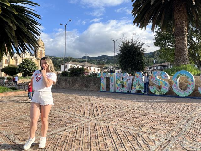 AtheneaRossi - Live porn &amp; sex cam - 20956954