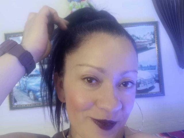 CharloteEzra - Live sex cam - 20973390