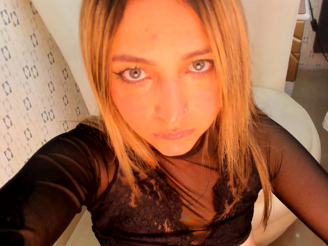 AnastasiaVolkov - Live porn &amp; sex cam - 20973998