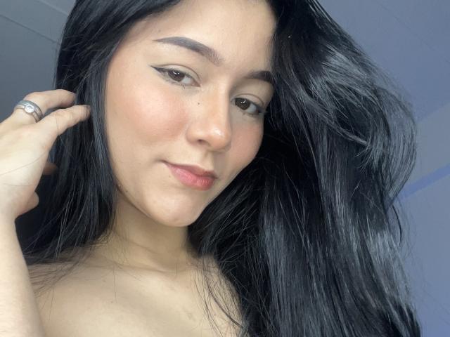 DeisyWest - Live sex cam - 20976542