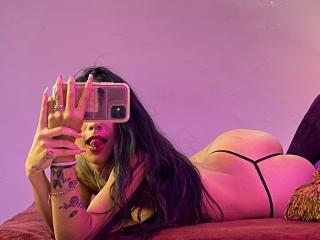 MiaThompsonB - Sexe cam en vivo - 20980170