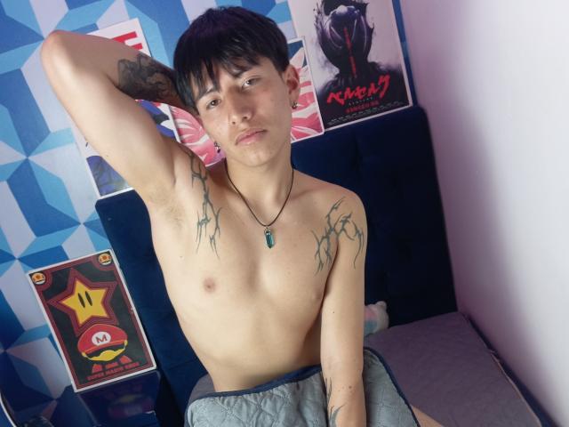 GhostBlack - Live sex cam - 20991910