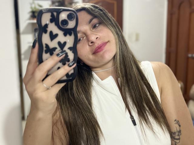 AtheneaRossi - פורנו בשידור חי ומצלמת סקס - 20993662