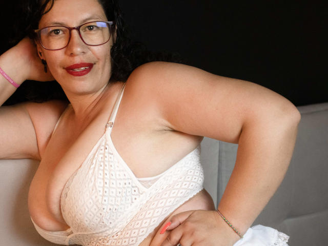 ZalyMature - сексуальная веб-камера в реальном времени - 21002578