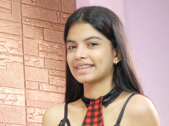 LiaOrtiz - Live sex cam - 21002826