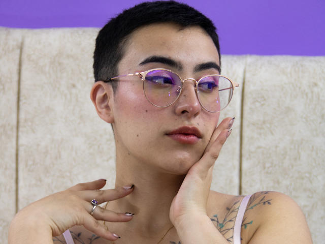 LilCati - Live sex cam - 21005694