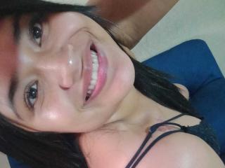 AmyWhin - Live sex cam - 21007006