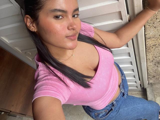 MiiaPalmer - Live porn &amp; sex cam - 21007174