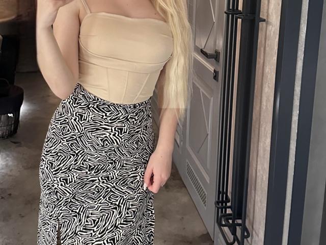 SugarrX - Live sex cam - 21007218