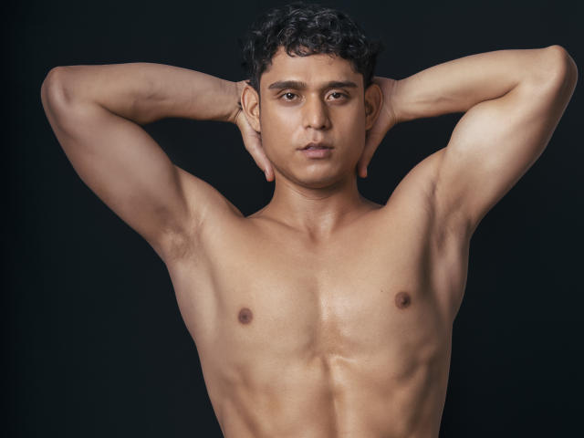 PervertRichi - Live Sex Cam - 21011154