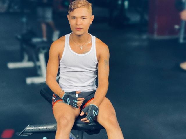HotTonny - Sexe cam en vivo - 21011538