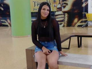 AlahyaDifiori - Sexe cam en vivo - 21012150