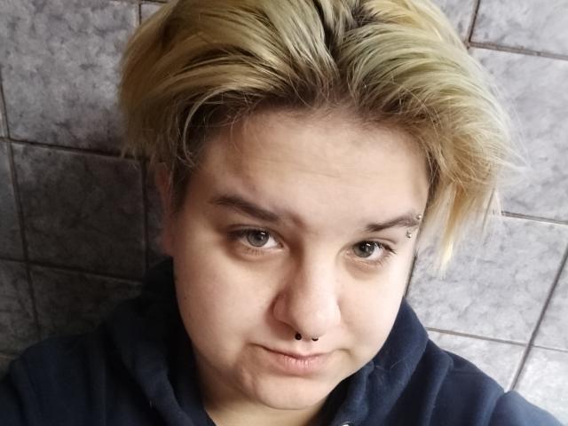 UrsulaPreston - Live porn &amp; sex cam - 21013402