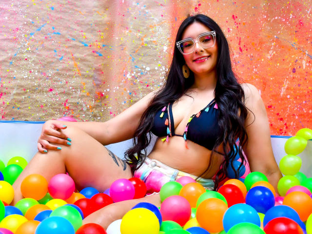 IsisOsmanX - Live sex cam - 21021366