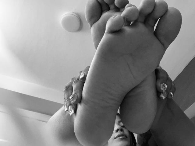 Amberv - Live Sex Cam - 21023102