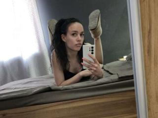 ElizabethBowen - Live sex cam - 21025594