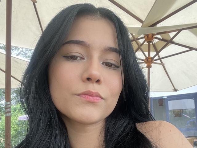 DeisyWest - Live sex cam - 21028994