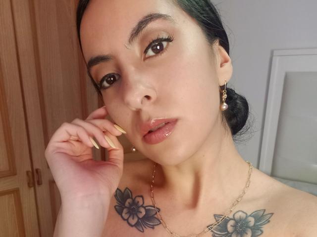 SarahLuna - Live porn &amp; sex cam - 21029374