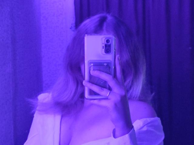 AlexandraKrug - Sexe cam en vivo - 21031554