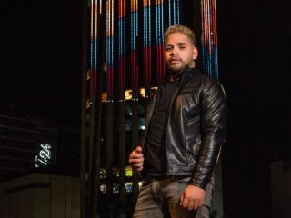 HaroldsHot - Live sex cam - 21032458