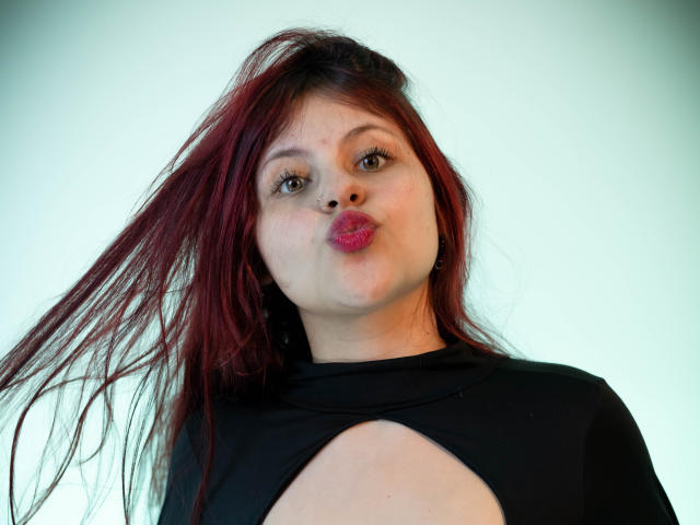 SophieCherryy - Live sex cam - 21033478
