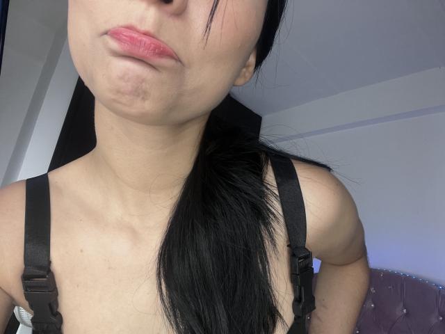 DeisyWest - Live sex cam - 21043578