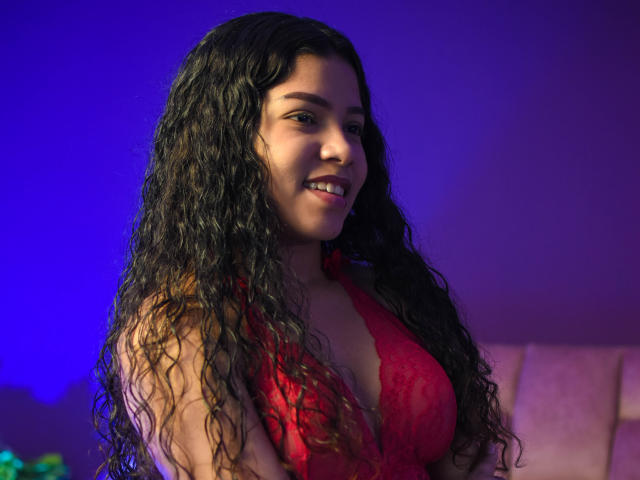 AvaHughes - Live sex cam - 21045062