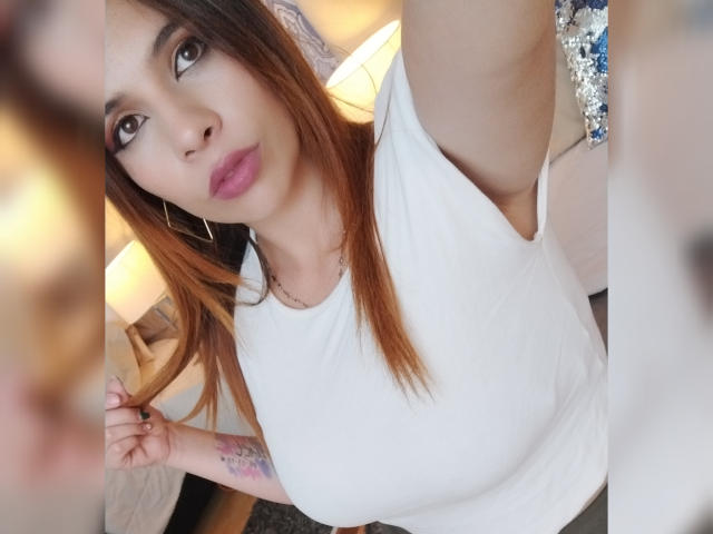 VioletaStone - Élő pornó és szexkamera - 21050486